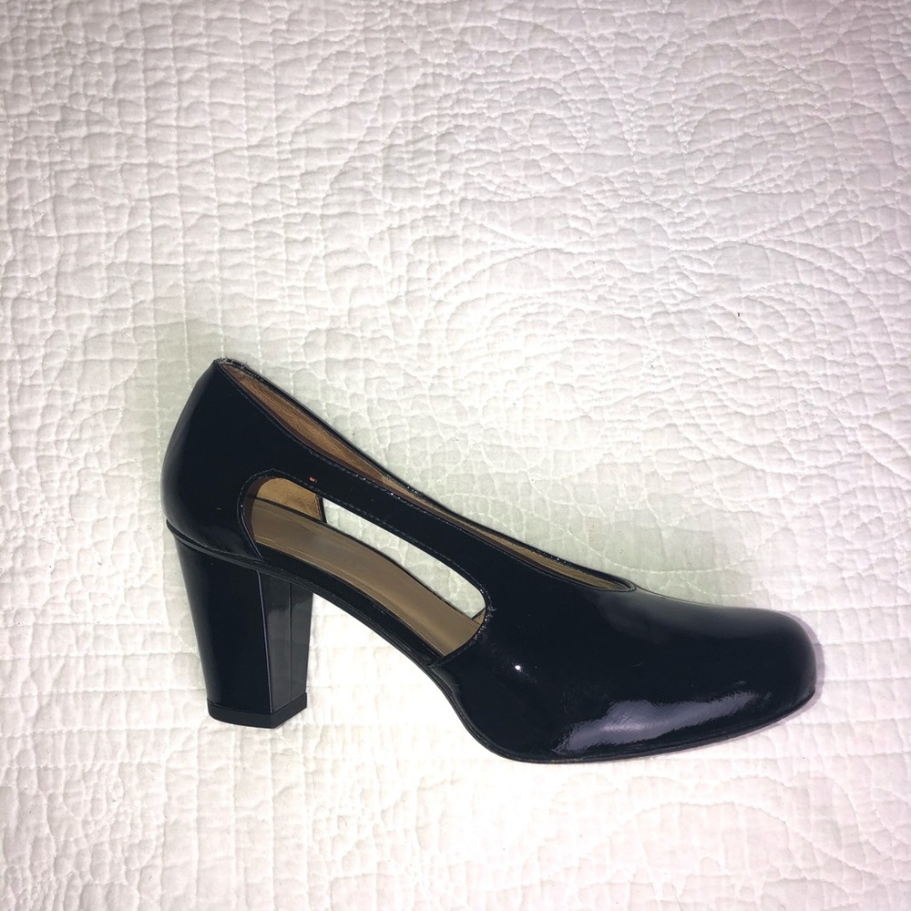 AUDLEY LONDON Patent Leather Covered platform cutout heel Sz 37.5 EUC Almond toe - Picture 2 of 11